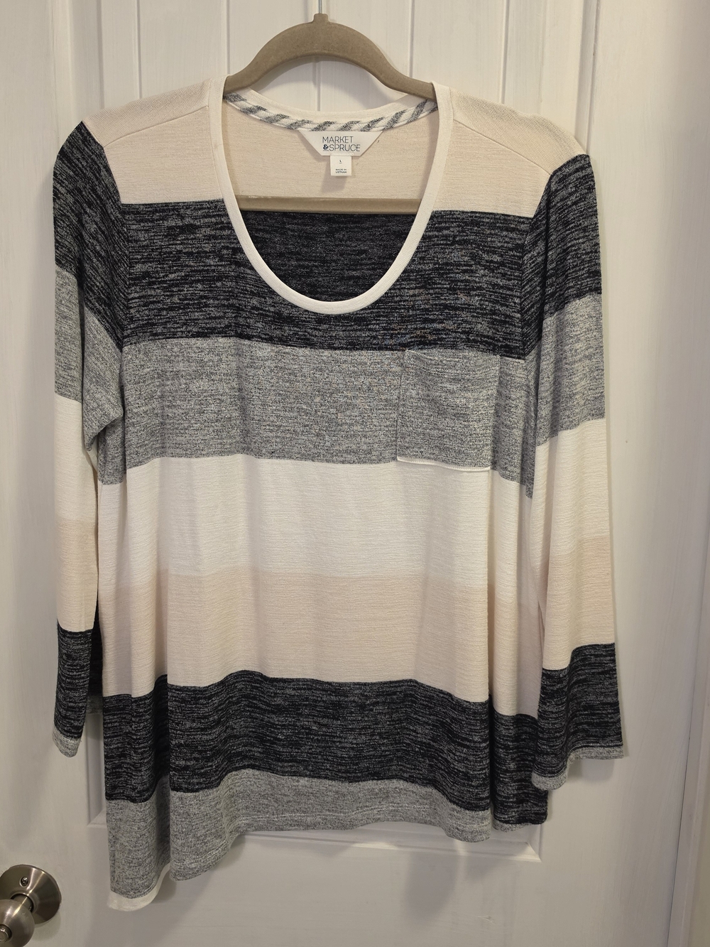 Market & Spruce Long Sleeve Scoop Neck Striped Knit Top in Cream and Gray